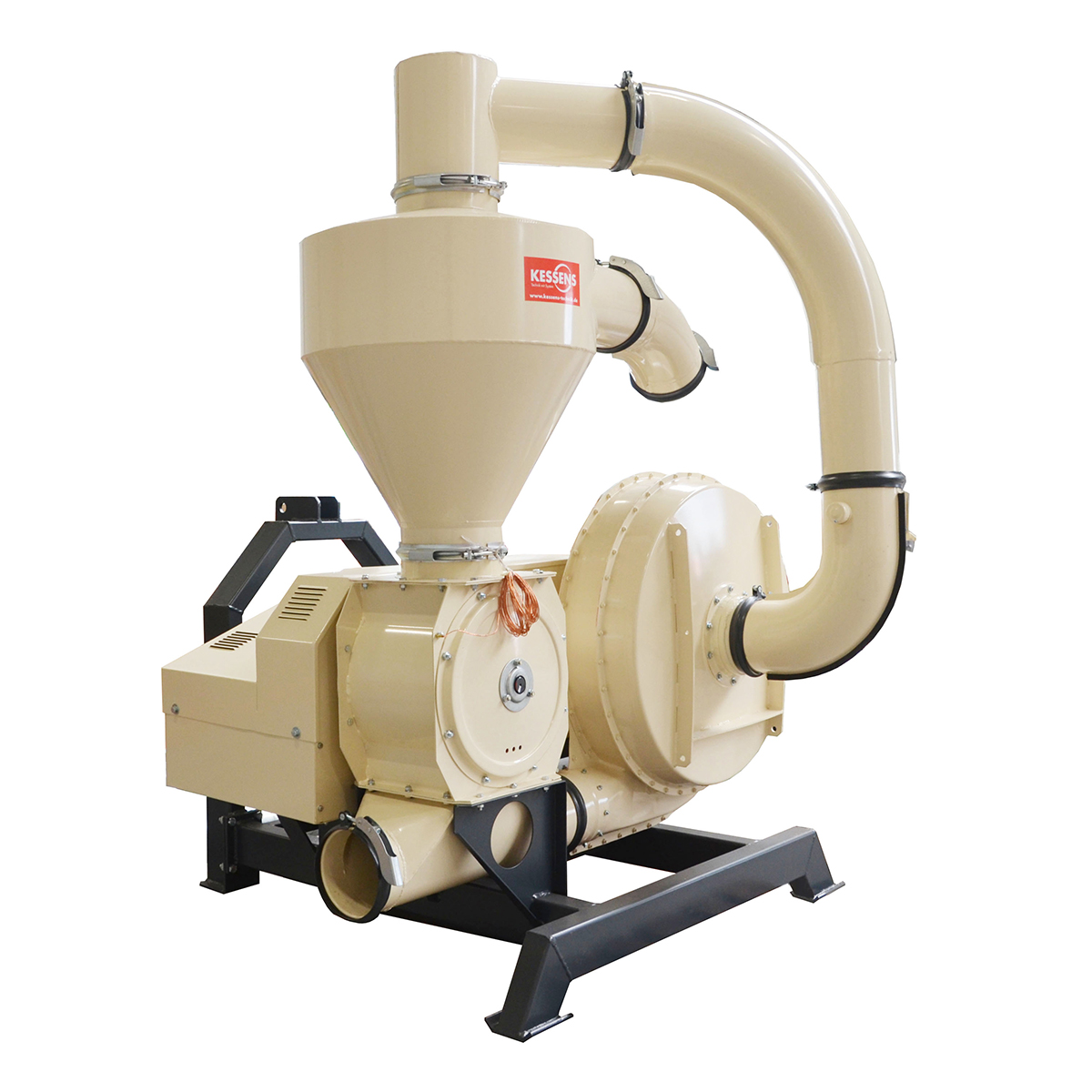 Tonnenschweres Gut mit Luft ans Ziel befördert! Das Kessens-Standard-Gebläse-Sortiment.